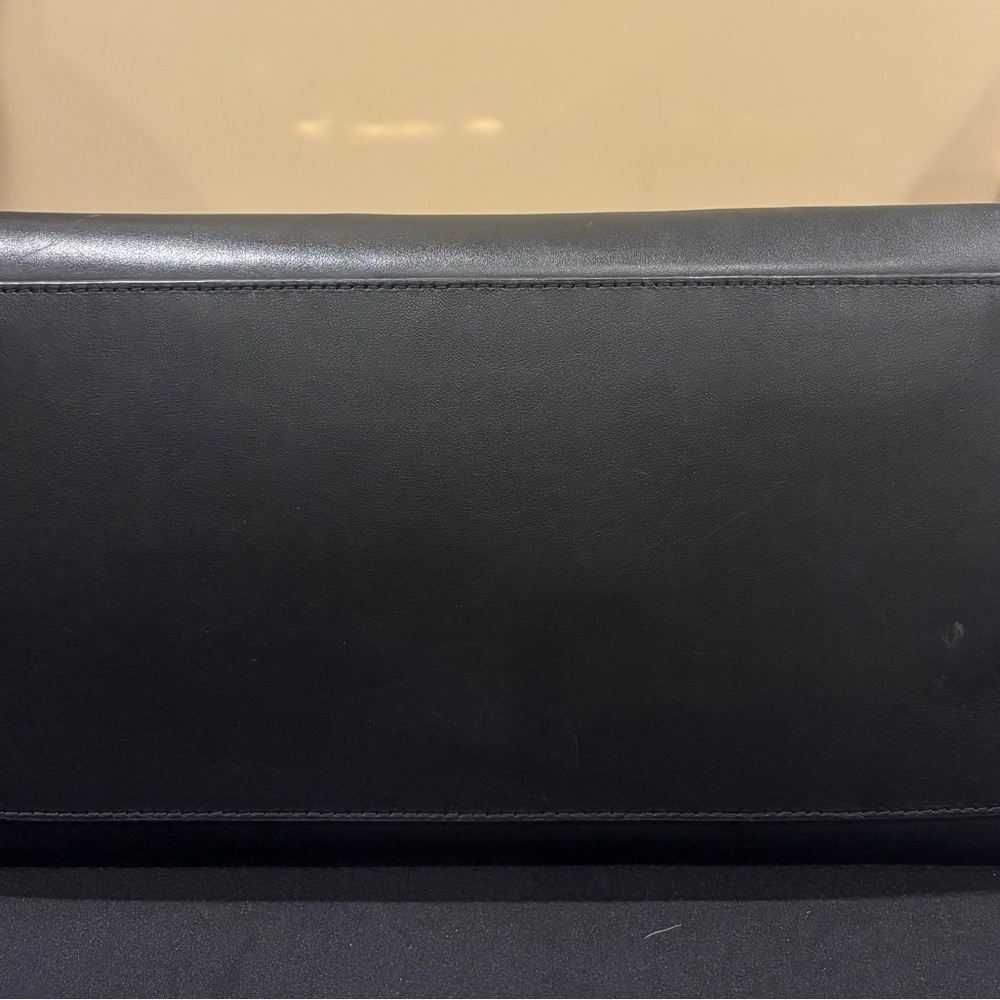 Coach Swagger Carryall - Picture 7 of 9